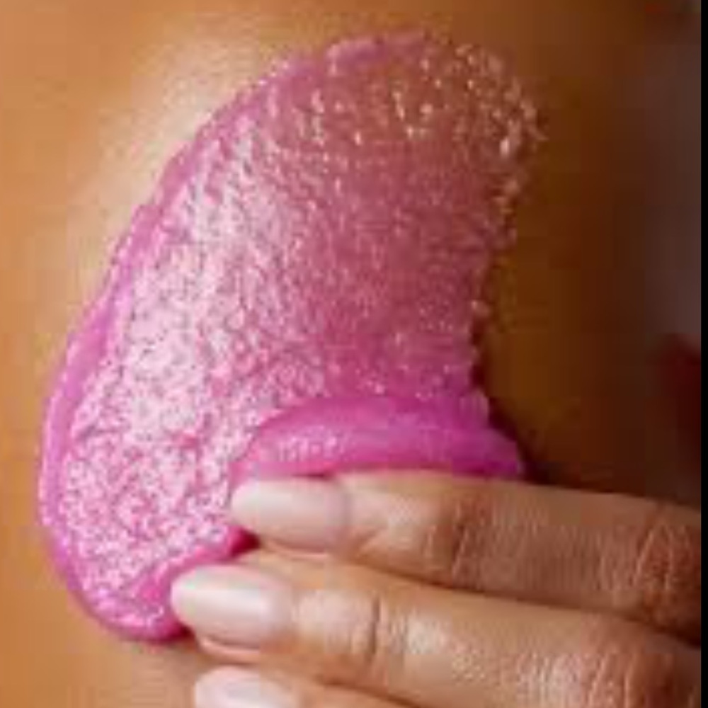 Tree Hut Raspberry Fixz Exfoliating Scrub - Pink Set of 6 - Picture 3 of 5